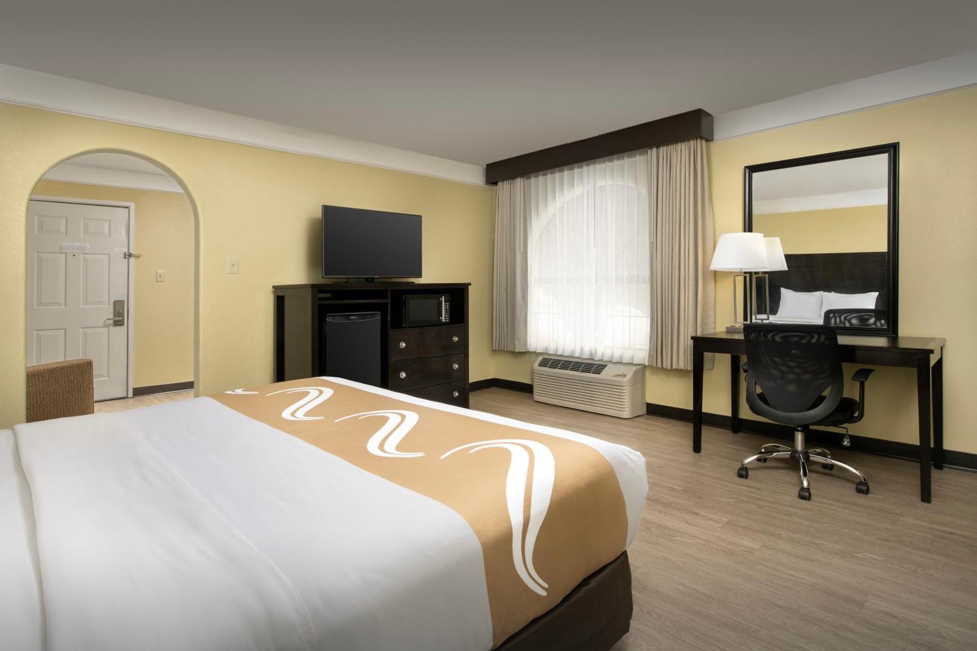 Quality Inn & Suites Gallup I-40 Exit 20 Eksteriør billede