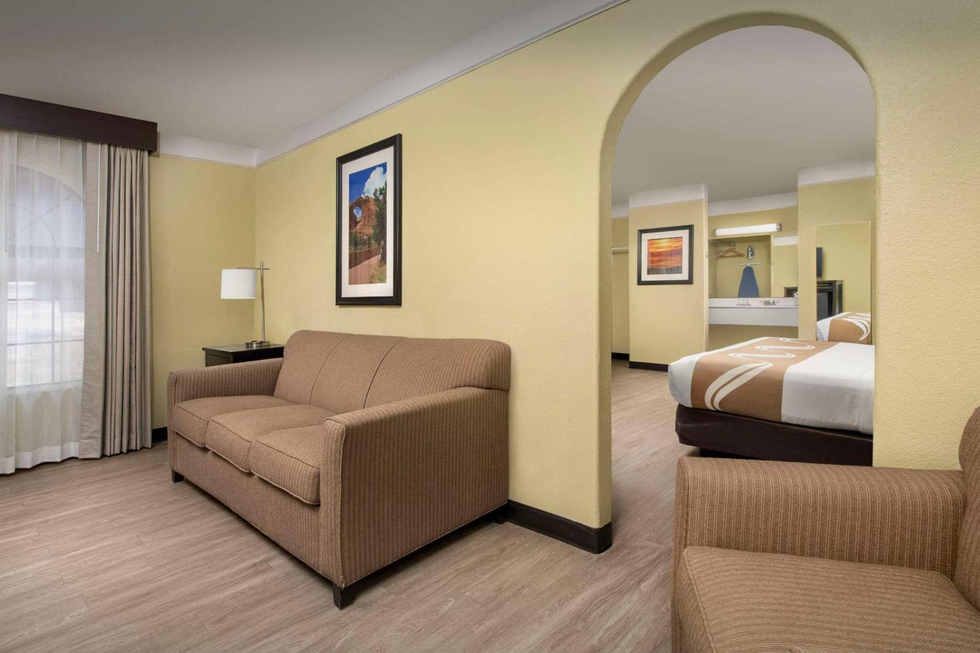 Quality Inn & Suites Gallup I-40 Exit 20 Eksteriør billede
