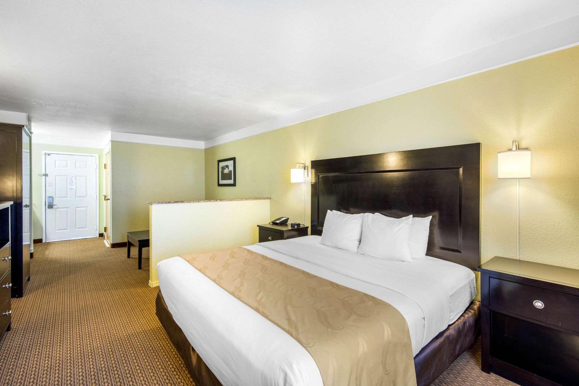 Quality Inn & Suites Gallup I-40 Exit 20 Eksteriør billede