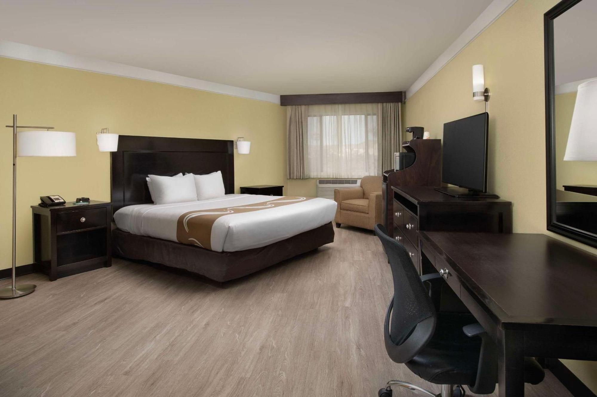 Quality Inn & Suites Gallup I-40 Exit 20 Eksteriør billede