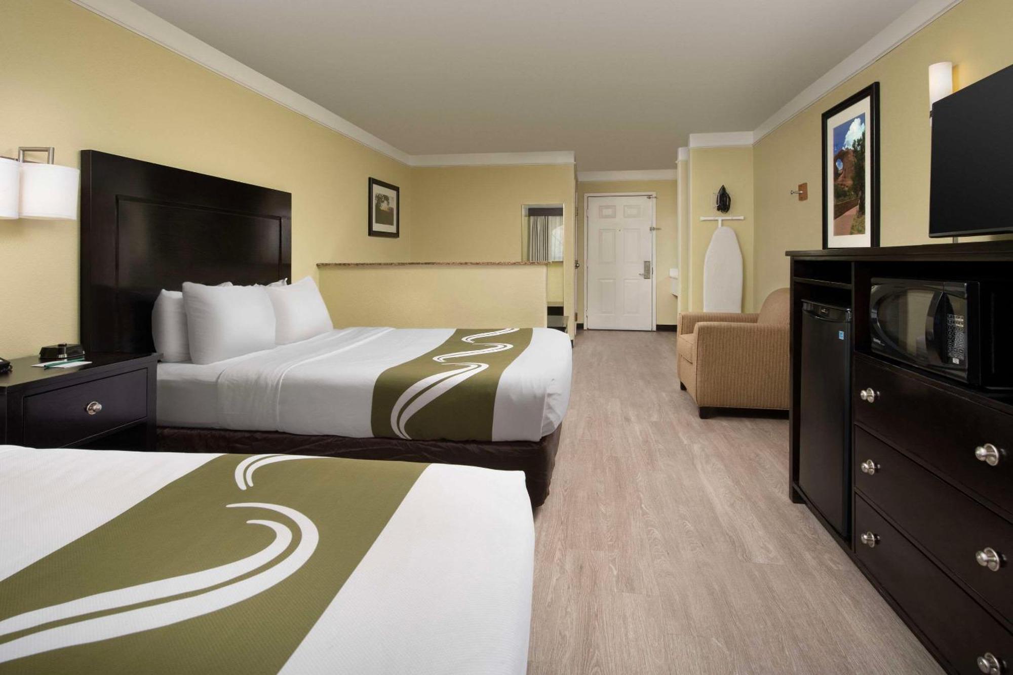 Quality Inn & Suites Gallup I-40 Exit 20 Eksteriør billede