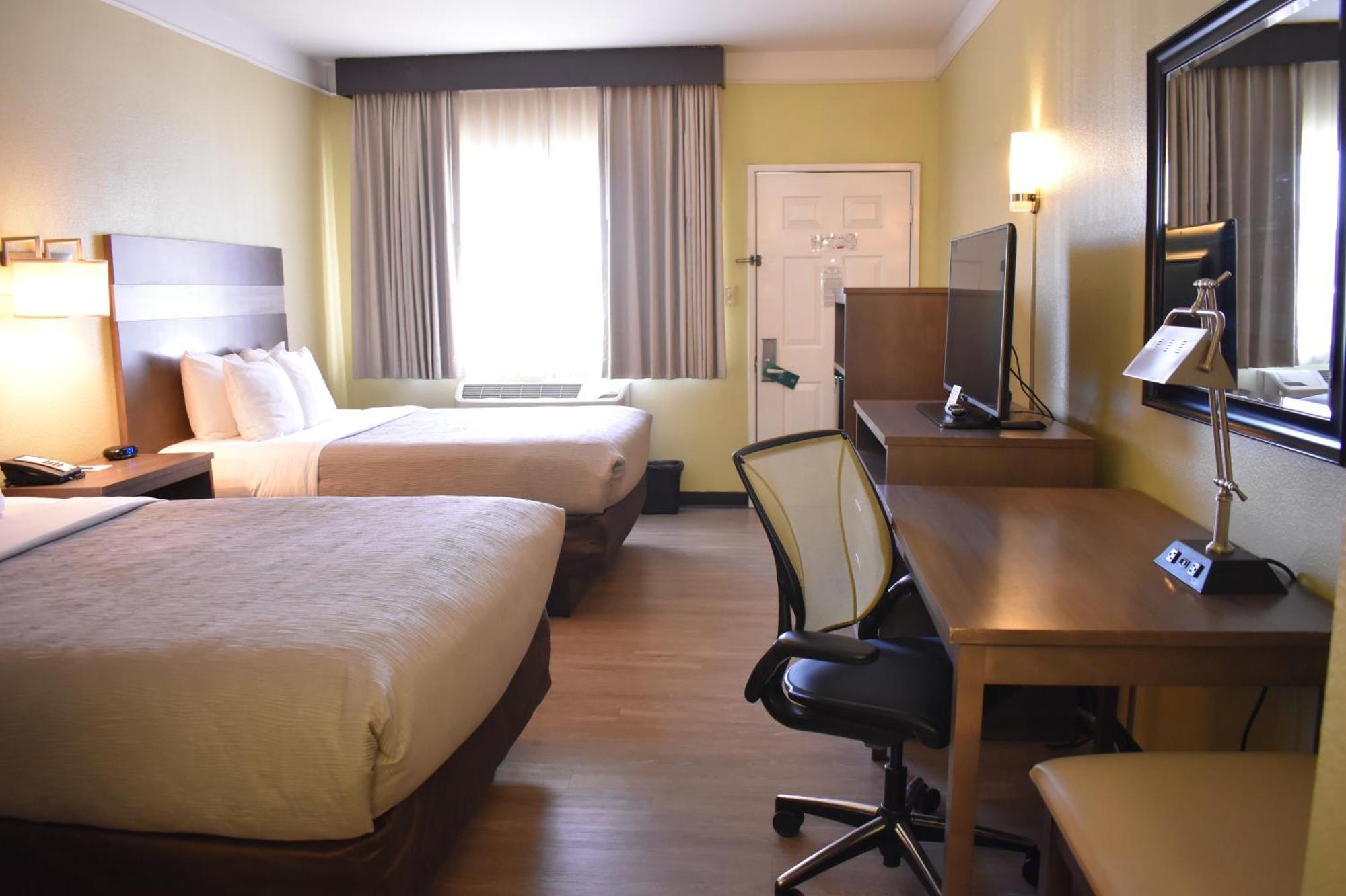 Quality Inn & Suites Gallup I-40 Exit 20 Eksteriør billede