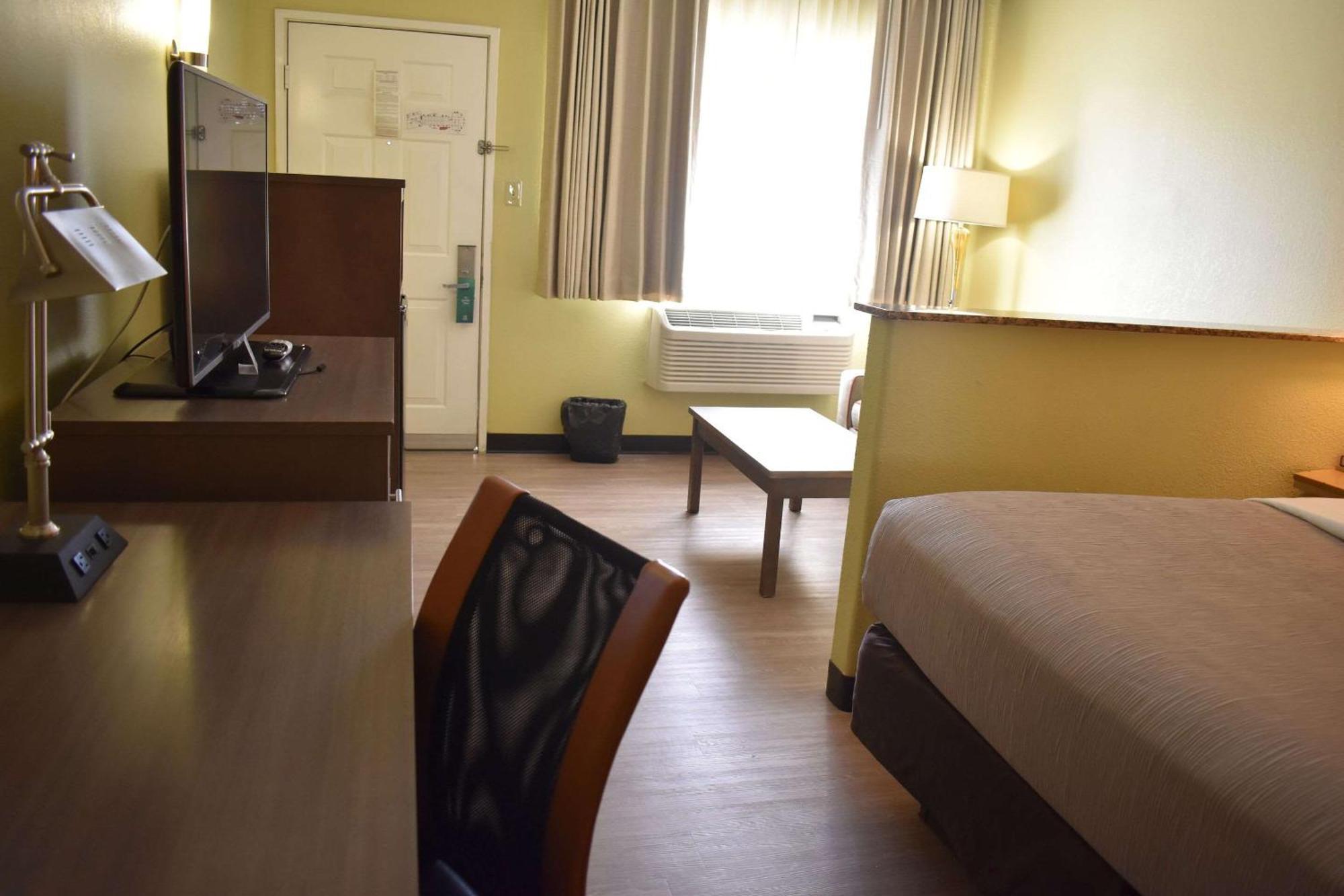 Quality Inn & Suites Gallup I-40 Exit 20 Eksteriør billede