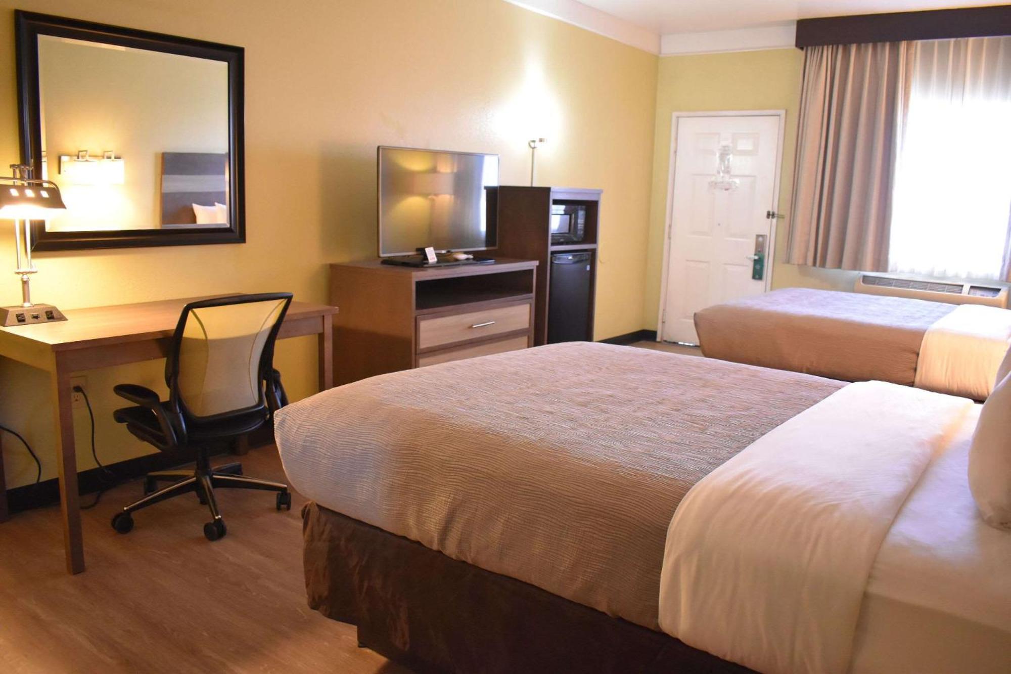 Quality Inn & Suites Gallup I-40 Exit 20 Eksteriør billede