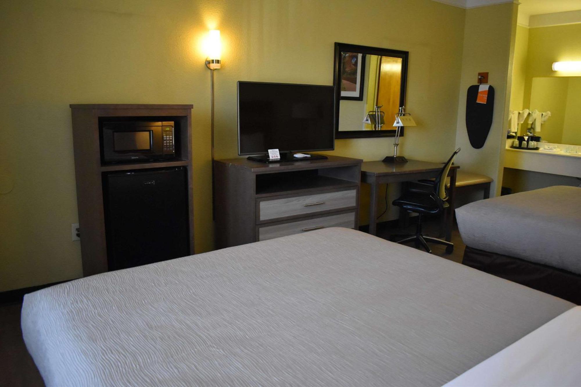 Quality Inn & Suites Gallup I-40 Exit 20 Eksteriør billede