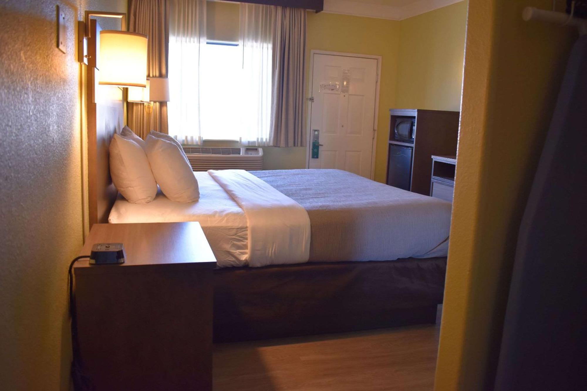 Quality Inn & Suites Gallup I-40 Exit 20 Eksteriør billede