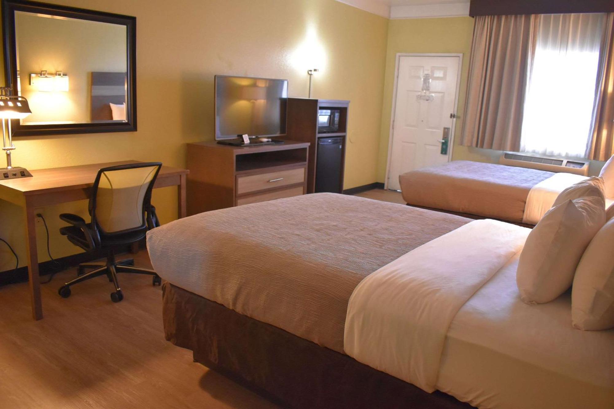 Quality Inn & Suites Gallup I-40 Exit 20 Eksteriør billede