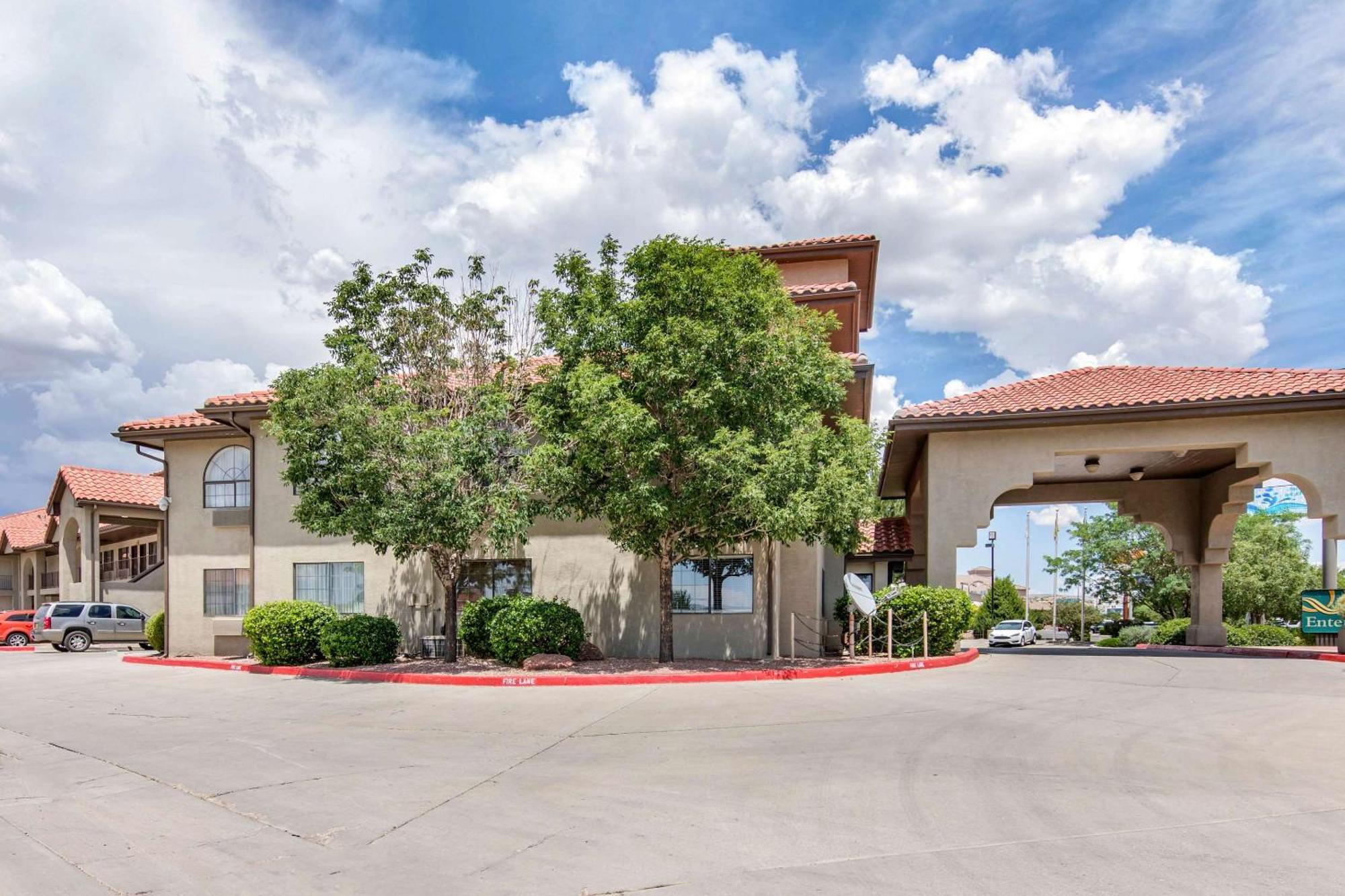 Quality Inn & Suites Gallup I-40 Exit 20 Eksteriør billede