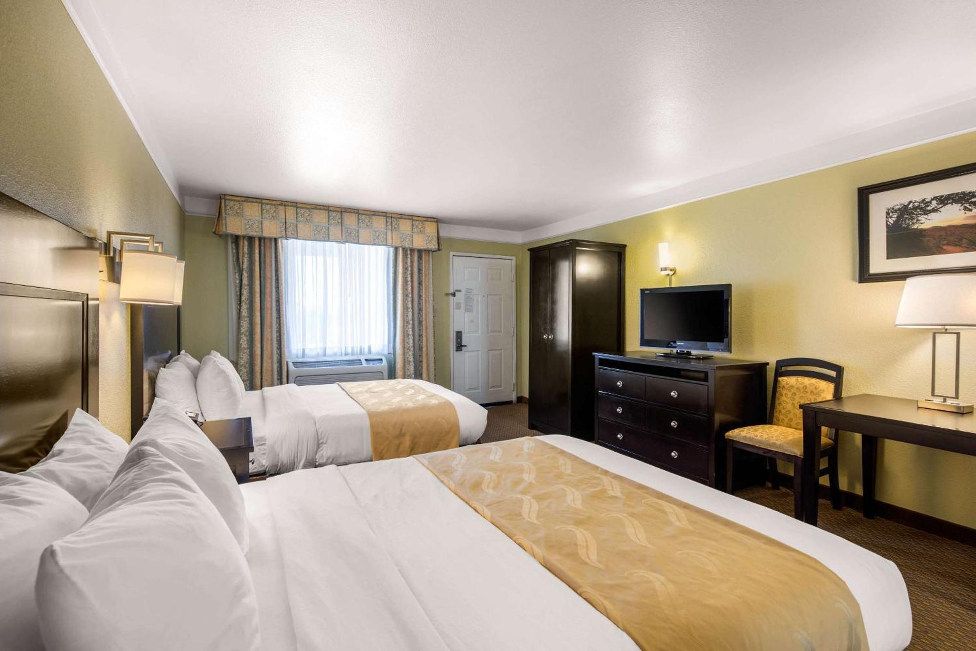 Quality Inn & Suites Gallup I-40 Exit 20 Eksteriør billede