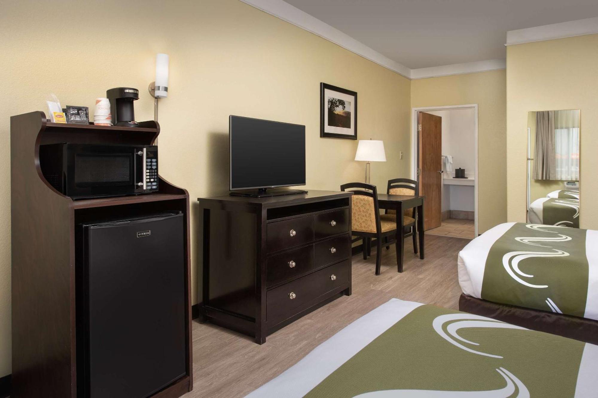 Quality Inn & Suites Gallup I-40 Exit 20 Eksteriør billede